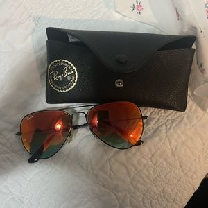 Ray-Ban Classic Aviator Sunglasses